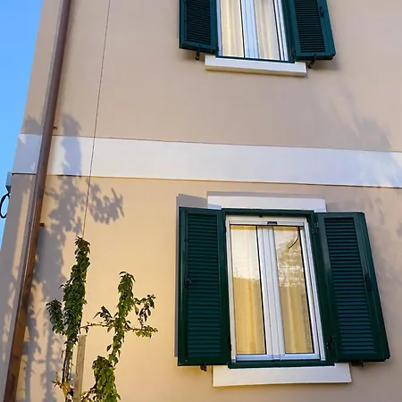 Apartment Andry's Living 5 By 8essentially Lefkada City